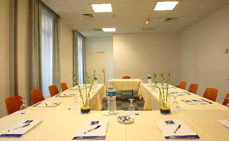 Hotel Le Noailles Nice Gare Facilidades foto
